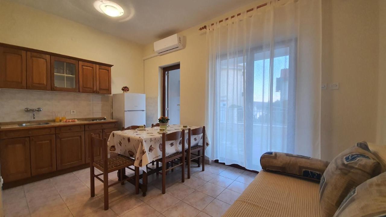 Apartmani Anita Zaboric Εξωτερικό φωτογραφία